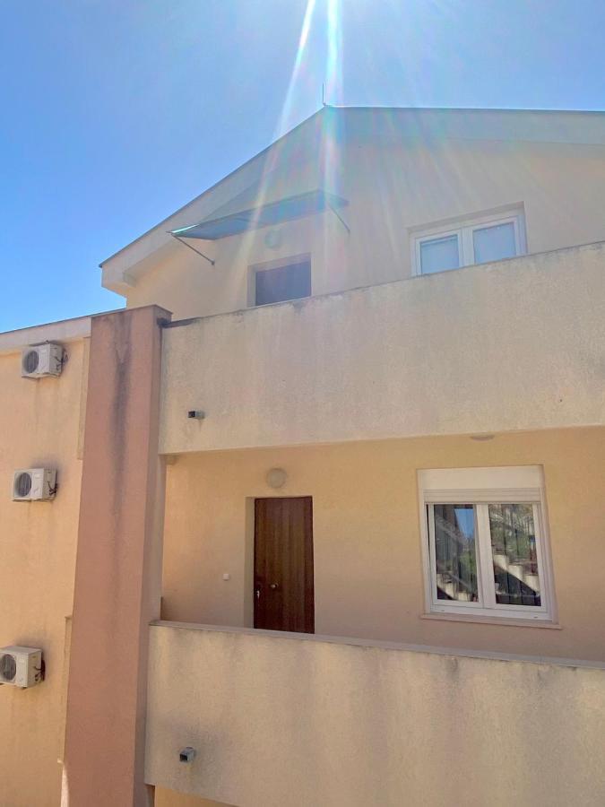 Jovana -- Porodicni Apartmani Igalo Herceg Novi Exterior photo