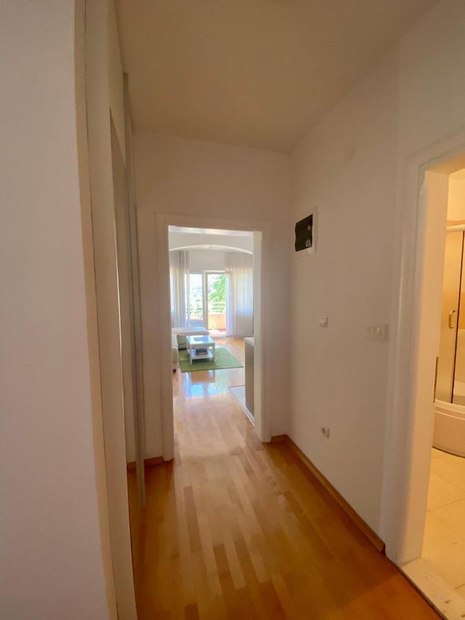 Jovana -- Porodicni Apartmani Igalo Herceg Novi Exterior photo